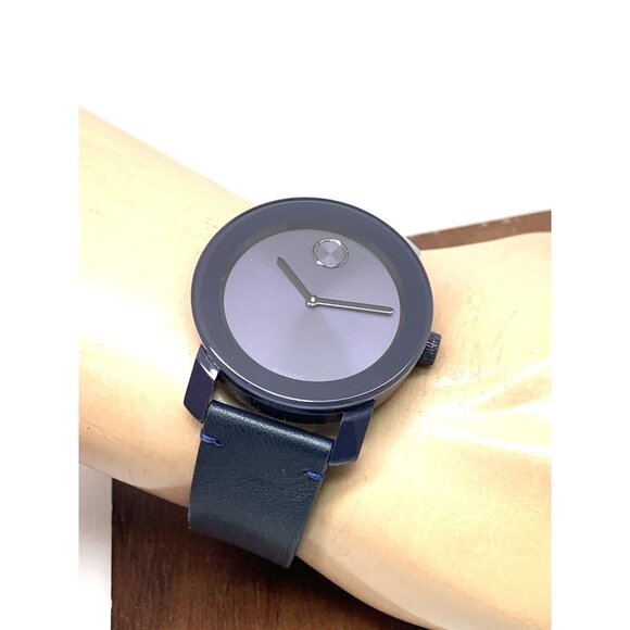 Movado Men's Watch 3600370 Bold Swiss Quartz Blue Dial 42mm Black Leather Band - Picture 6 of 14